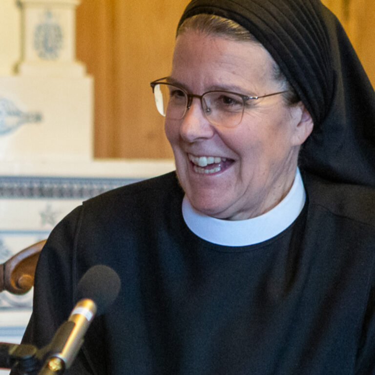 Irene Gassmann (1965), Priorin des Klosters Fahr